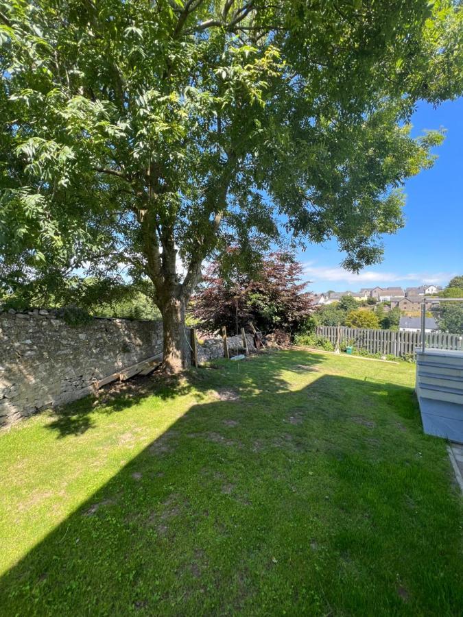 Orchard Lodge -Coastal Retreat, New Build, Village Views, Private Garden And Terrace Saint Brides Major Exterior foto